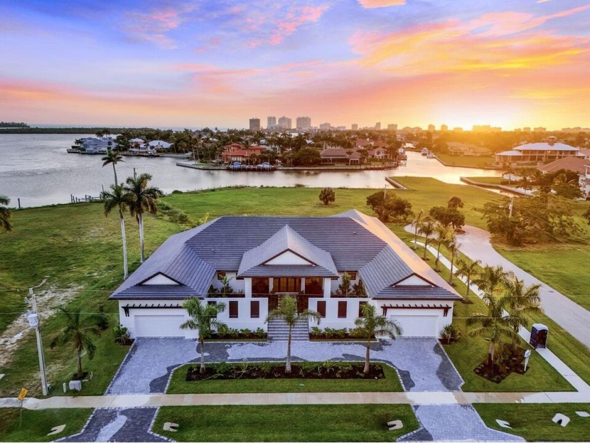 Picture of Home For Sale in Marco Island, Florida, United States