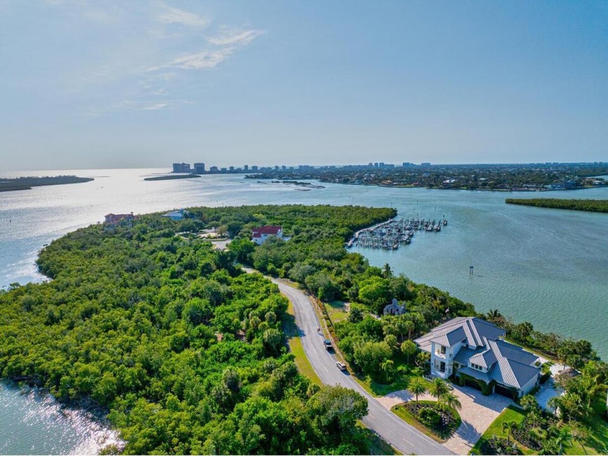 Picture of Home For Sale in Marco Island, Florida, United States