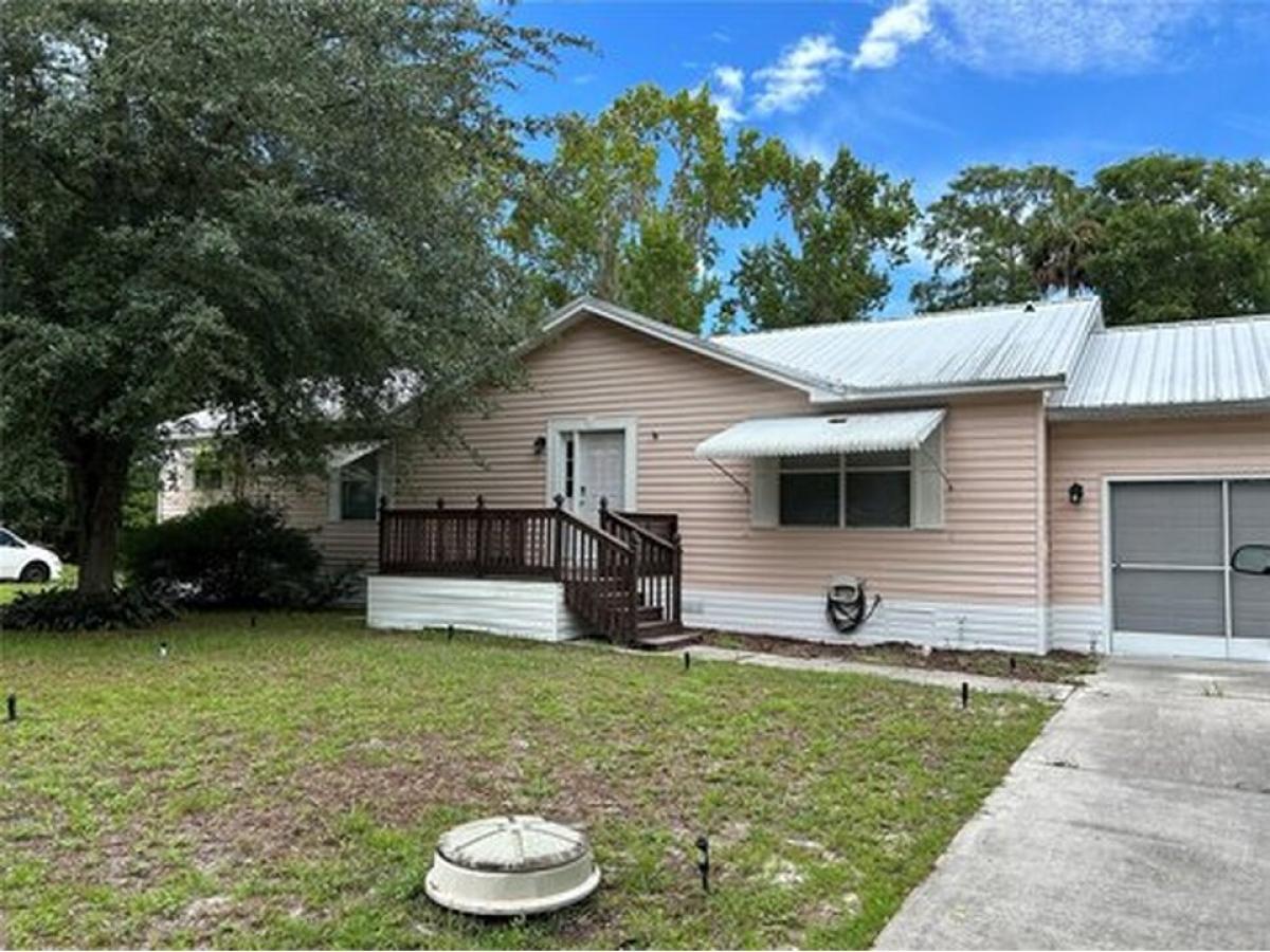 Picture of Home For Rent in Astor, Florida, United States