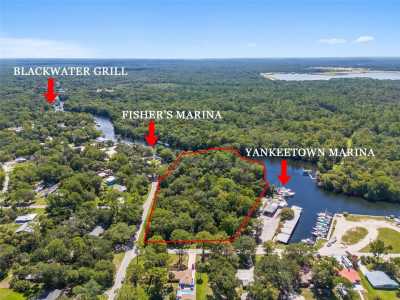 Residential Land For Sale in Yankeetown, Florida