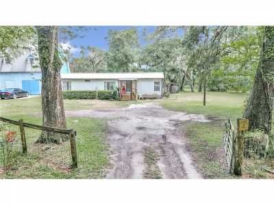 Home For Sale in Reddick, Florida