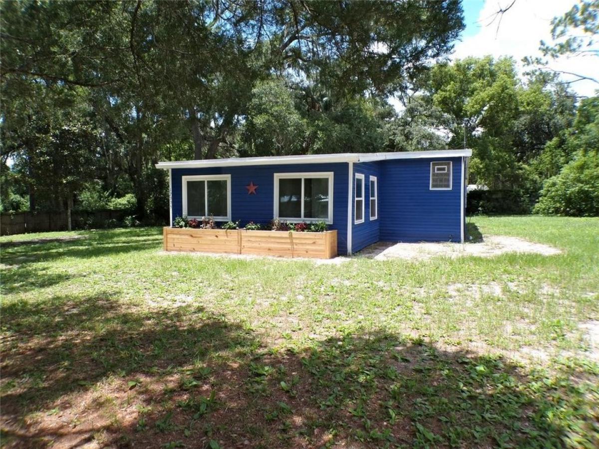 Picture of Home For Sale in Ocklawaha, Florida, United States