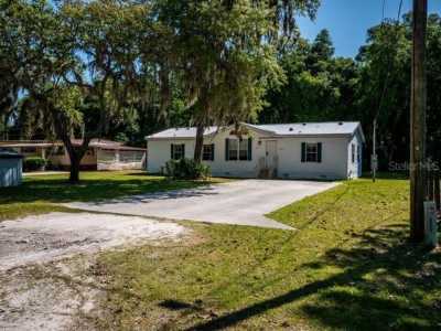 Home For Sale in Fort Mc Coy, Florida