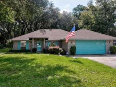 Home For Sale in Lake City, Florida