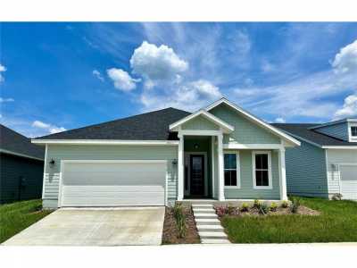 Home For Sale in Alachua, Florida