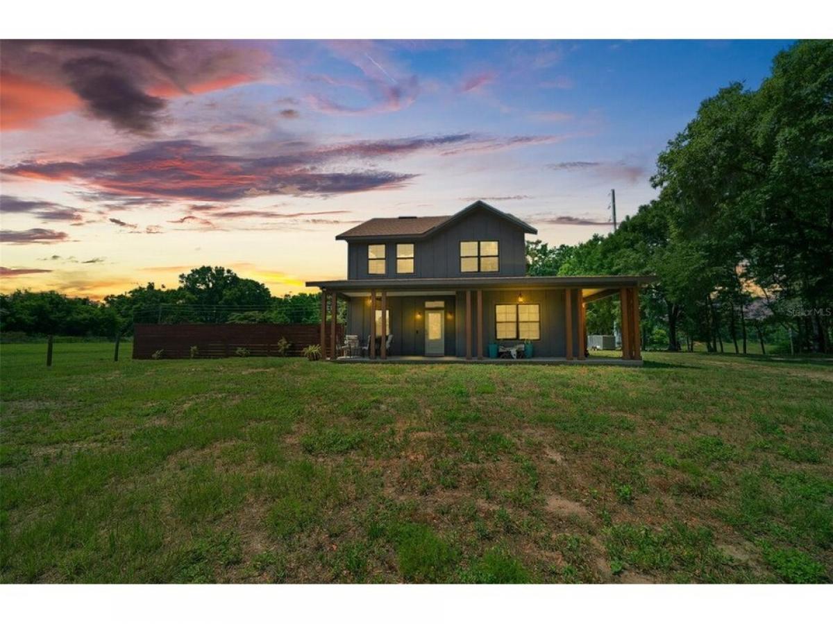 Picture of Home For Sale in Alachua, Florida, United States