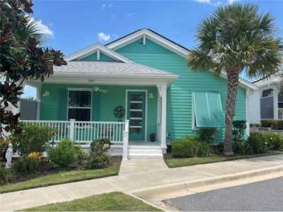 Home For Sale in Lady Lake, Florida