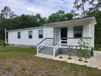 Home For Sale in Bunnell, Florida