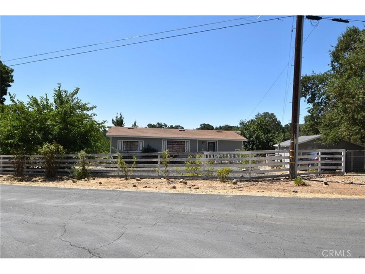 Picture of Home For Sale in Lakeport, California, United States