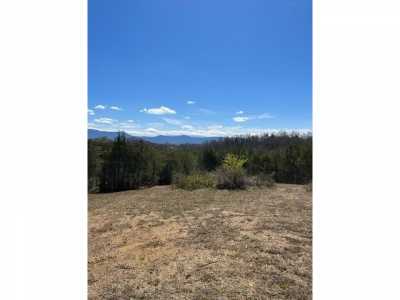 Residential Land For Sale in Dandridge, Tennessee