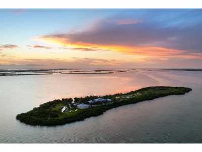 Home For Sale in Summerland Key, Florida