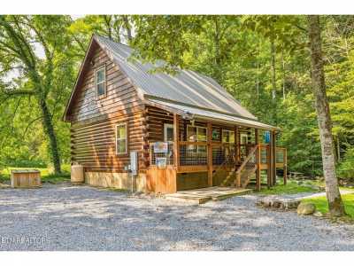 Home For Sale in Cosby, Tennessee