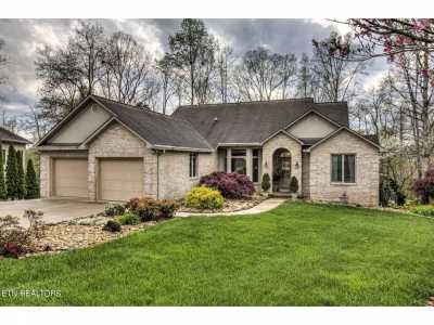 Home For Sale in Loudon, Tennessee