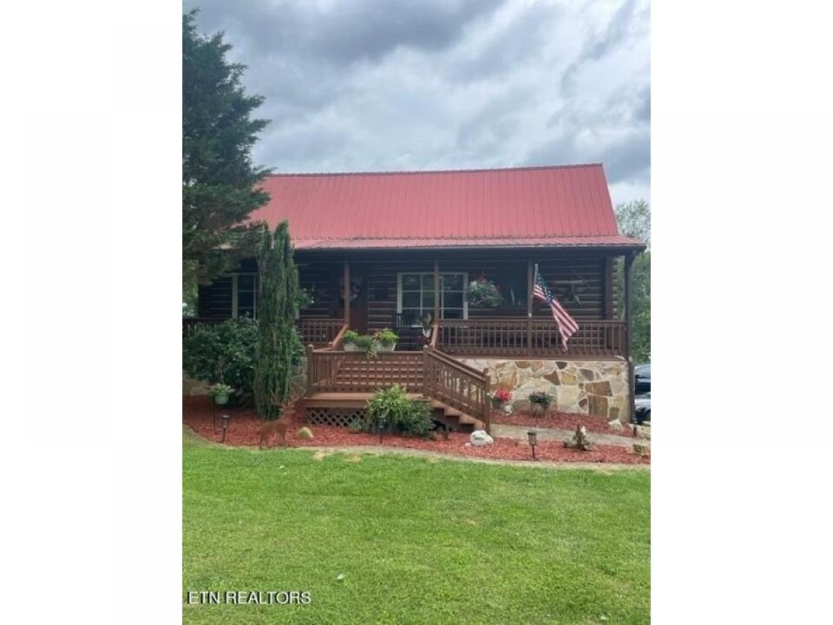 Picture of Home For Sale in Crossville, Tennessee, United States