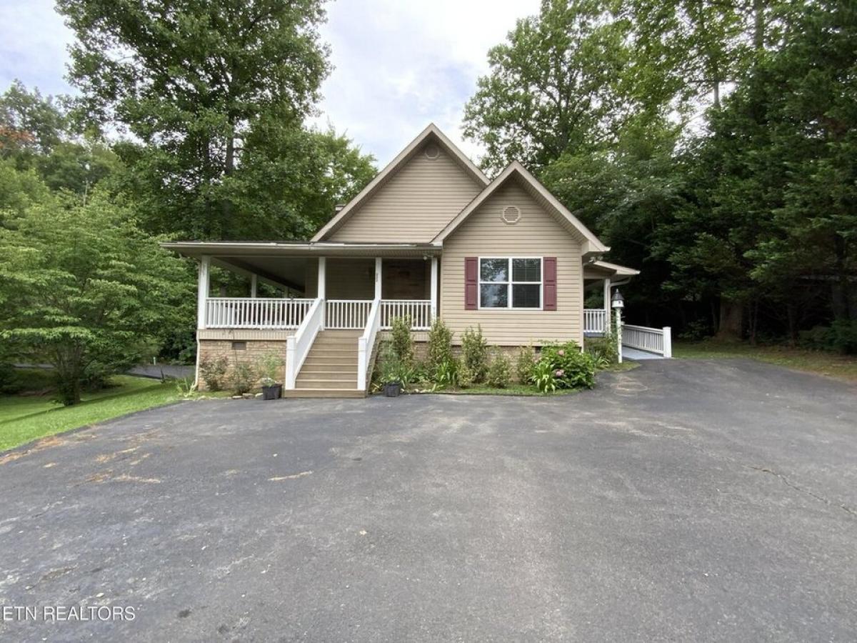 Picture of Home For Sale in Gatlinburg, Tennessee, United States