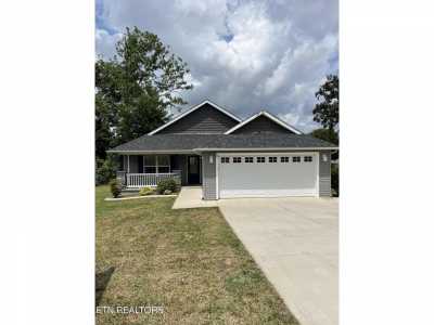 Home For Sale in Crossville, Tennessee