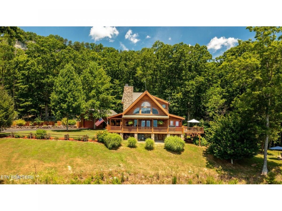 Picture of Home For Sale in Pikeville, Tennessee, United States