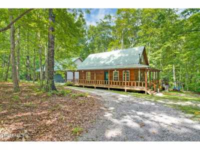 Home For Sale in Jamestown, Tennessee