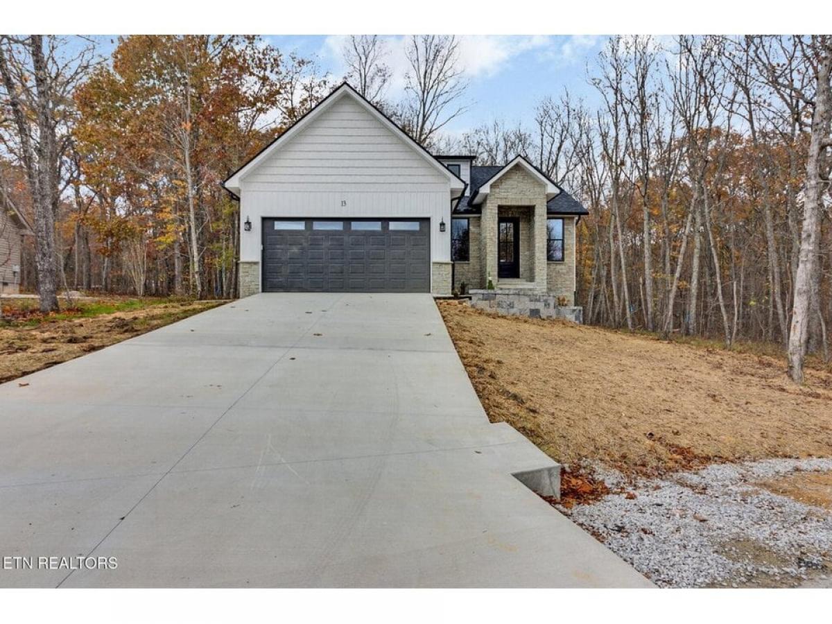 Picture of Home For Sale in Fairfield Glade, Tennessee, United States