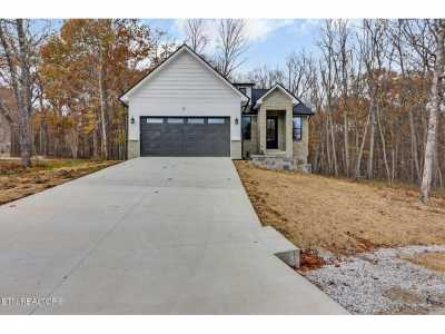 Home For Sale in Fairfield Glade, Tennessee