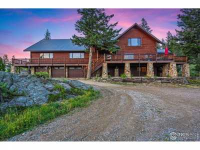 Home For Sale in Bellvue, Colorado