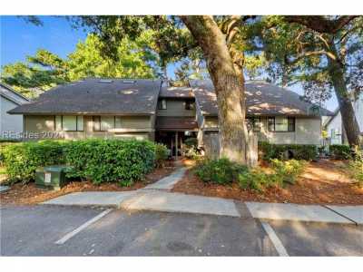 Home For Sale in Hilton Head Island, South Carolina