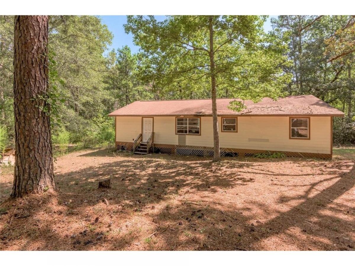 Picture of Home For Sale in Trinity, Texas, United States