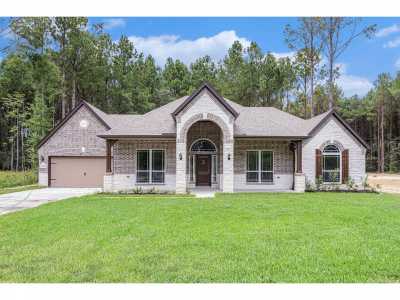 Home For Sale in Dayton, Texas