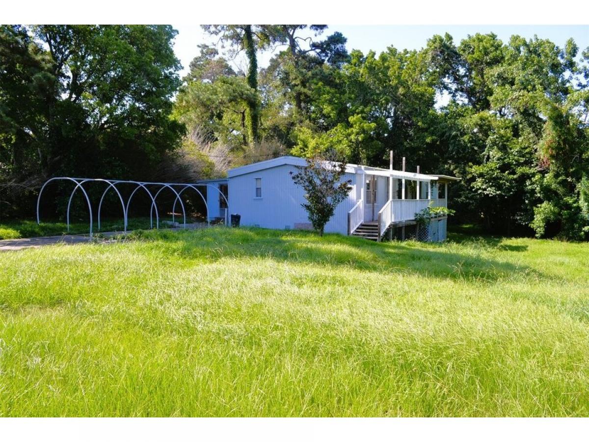 Picture of Home For Sale in Baytown, Texas, United States