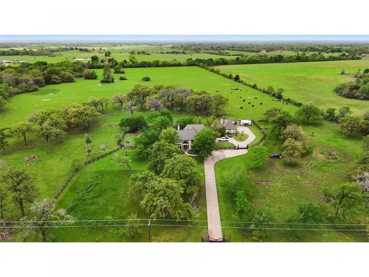 Picture of Home For Sale in Hempstead, Texas, United States