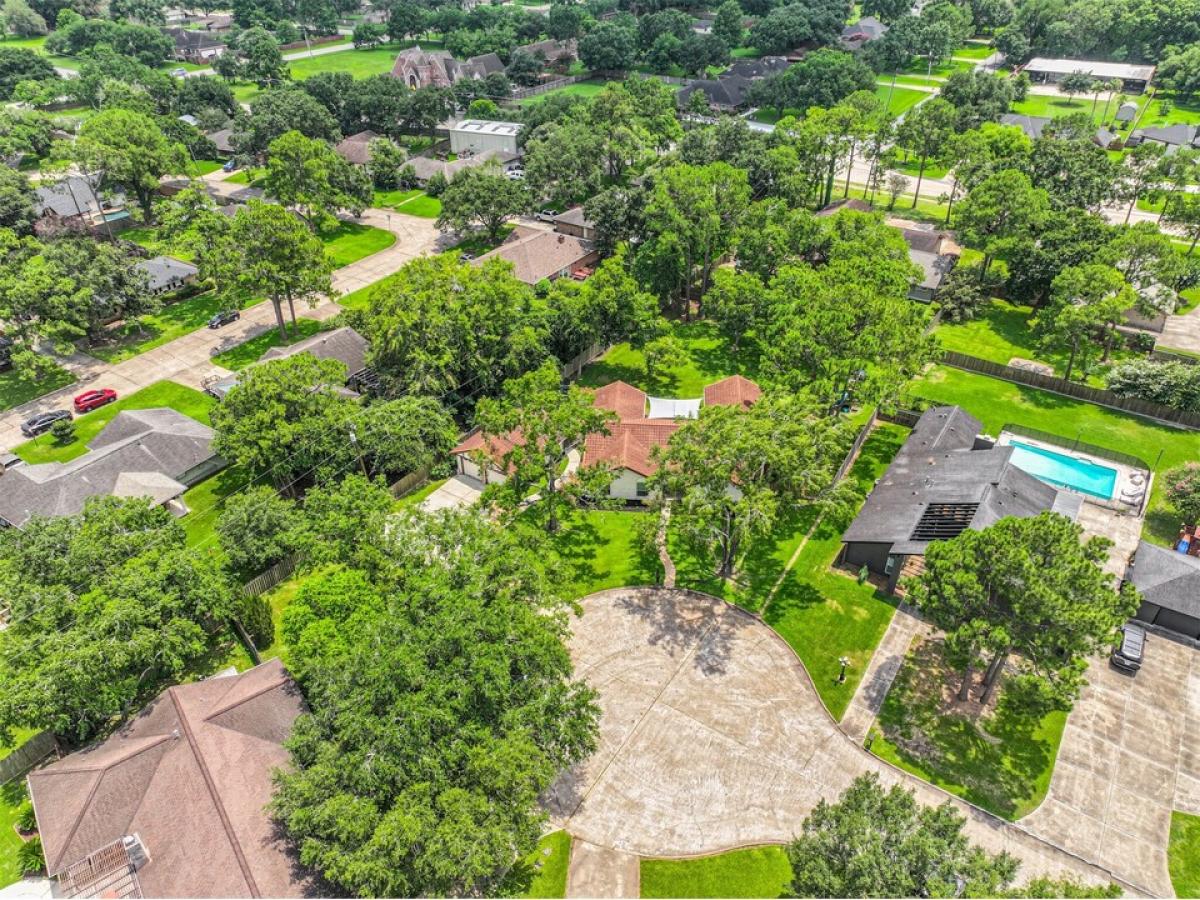 Picture of Home For Sale in Friendswood, Texas, United States