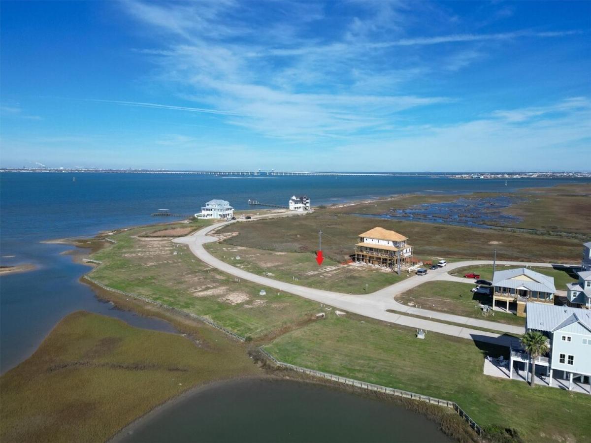 Picture of Home For Sale in Galveston, Texas, United States