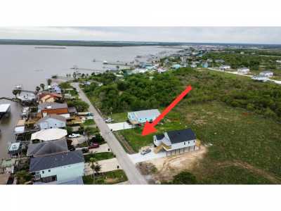 Home For Sale in San Leon, Texas