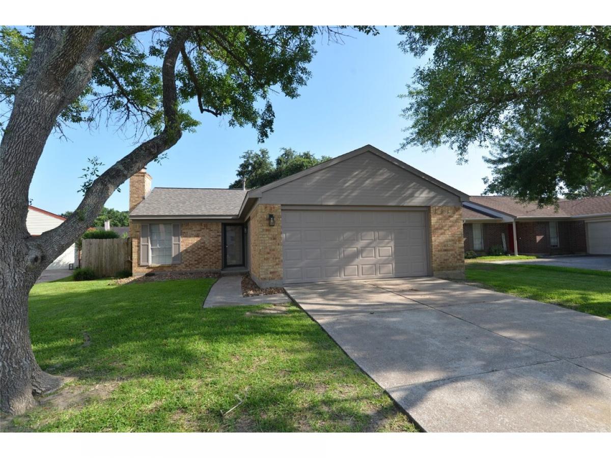 Picture of Home For Sale in League City, Texas, United States