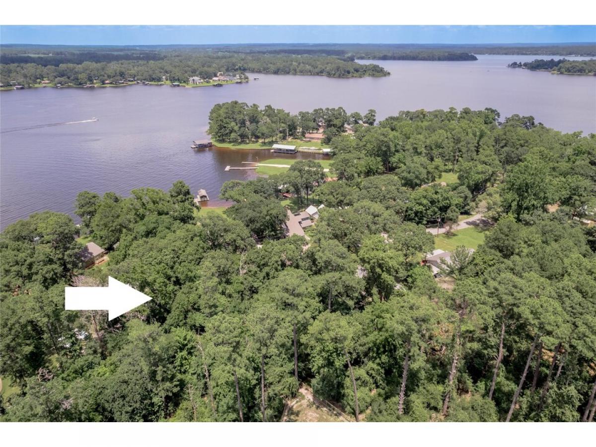 Picture of Home For Sale in Crockett, Texas, United States