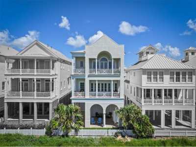 Home For Sale in Galveston, Texas