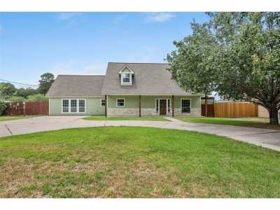 Home For Sale in Conroe, Texas