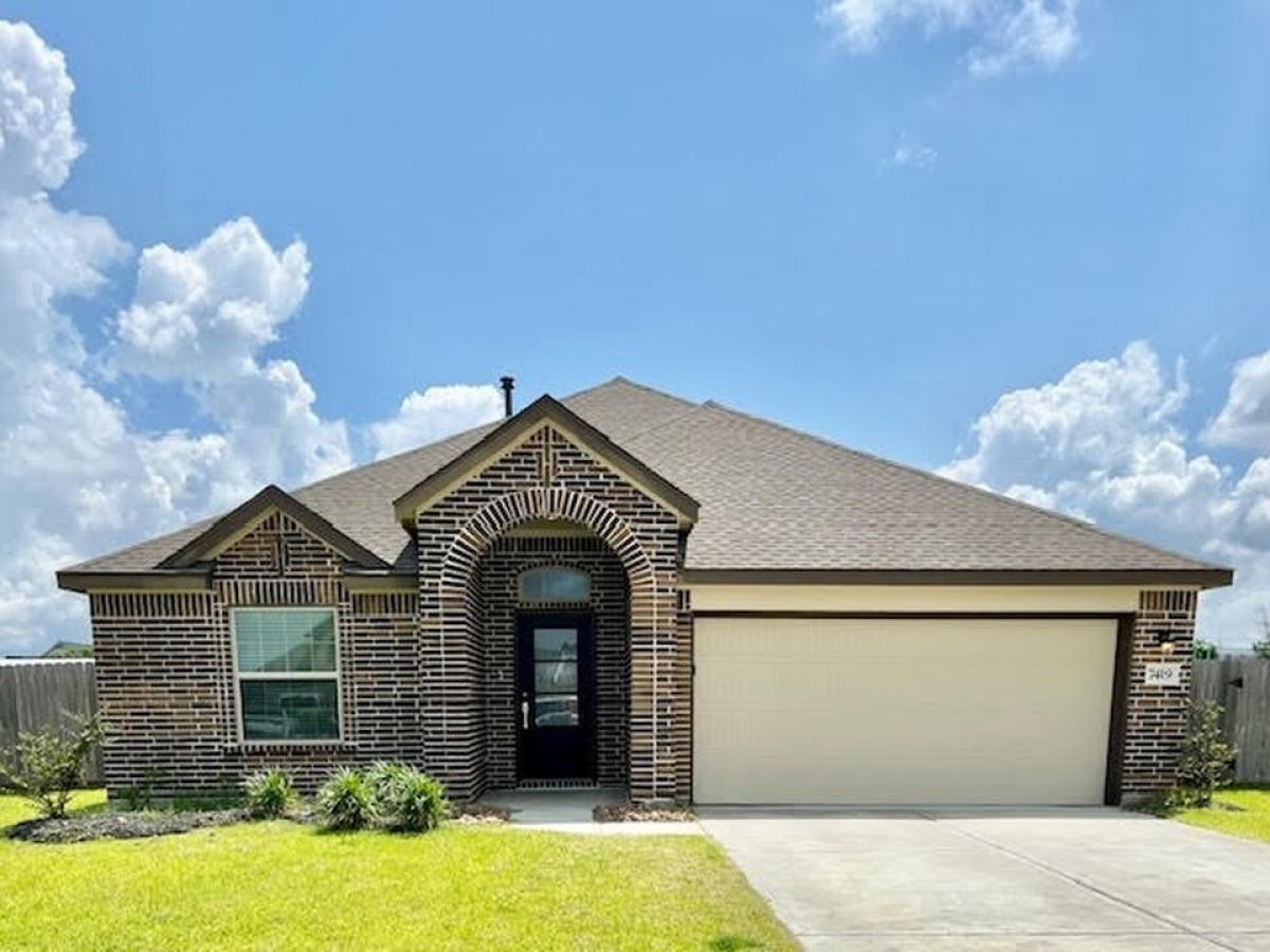 Picture of Home For Sale in Mont Belvieu, Texas, United States