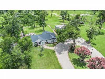 Home For Sale in Hempstead, Texas