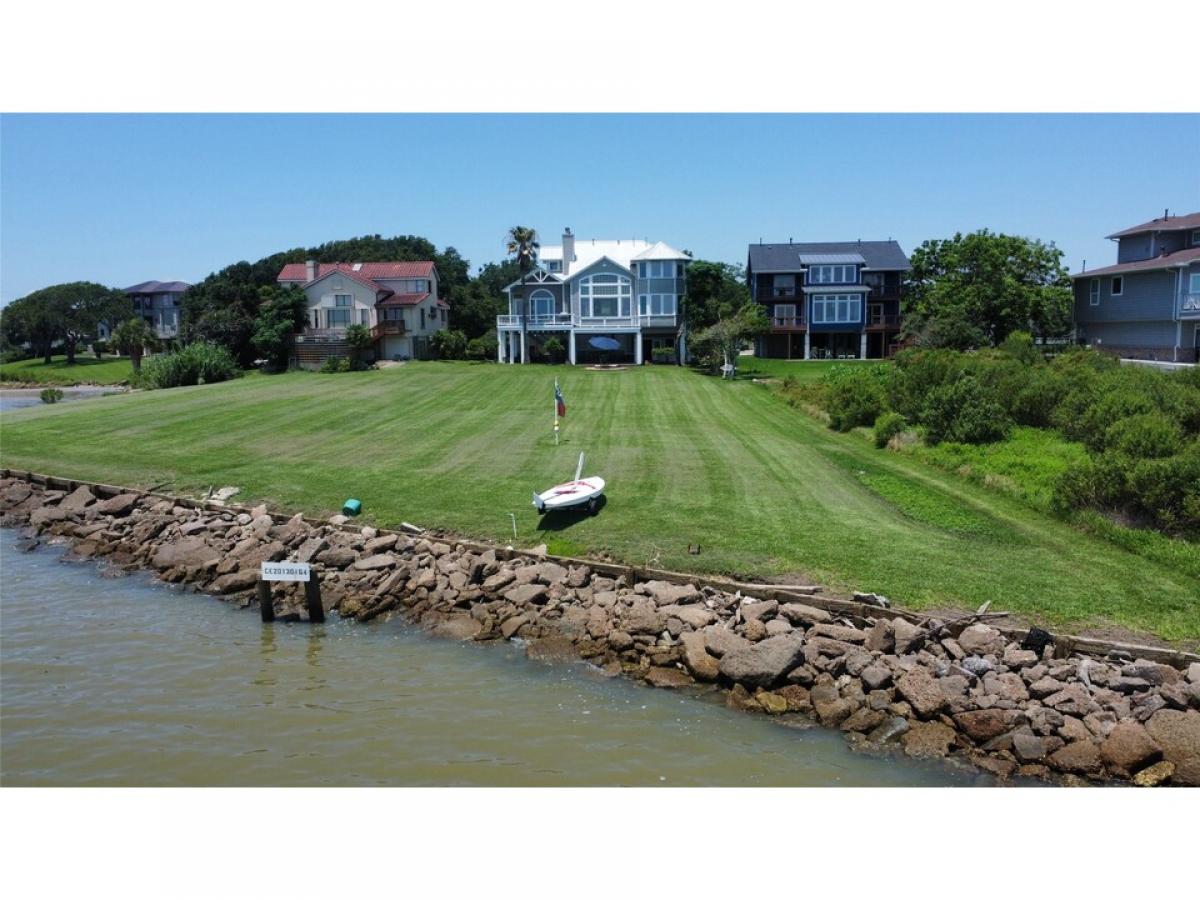 Picture of Home For Sale in Seabrook, Texas, United States