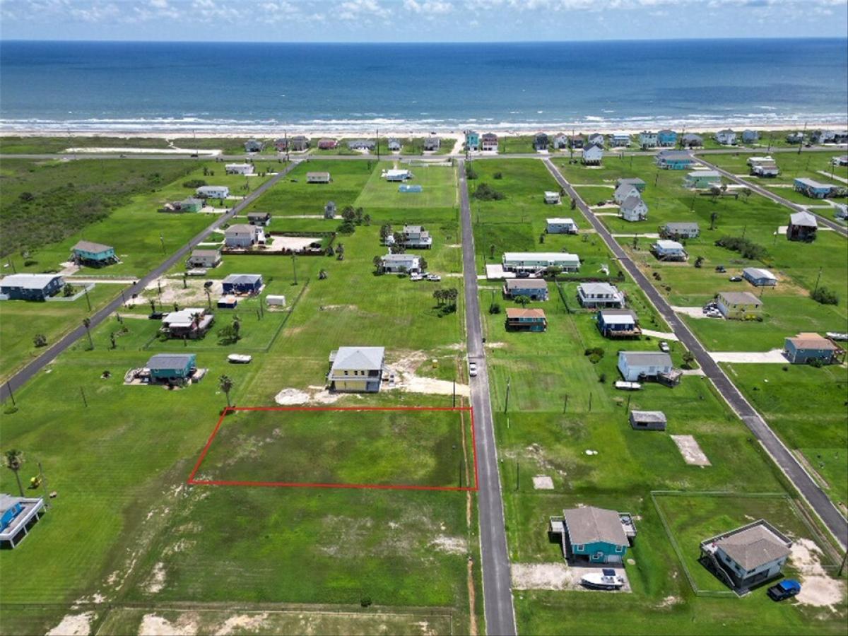 Picture of Home For Sale in Galveston, Texas, United States