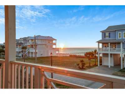 Home For Sale in Galveston, Texas