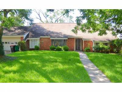 Home For Sale in Baytown, Texas