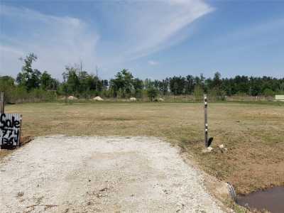 Residential Land For Sale in Cleveland, Texas