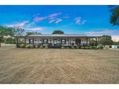 Home For Sale in Crockett, Texas