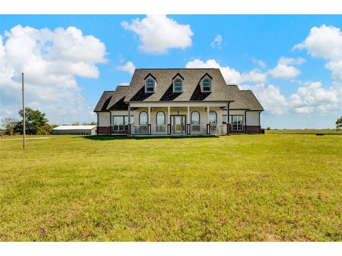 Picture of Home For Sale in Bedias, Texas, United States