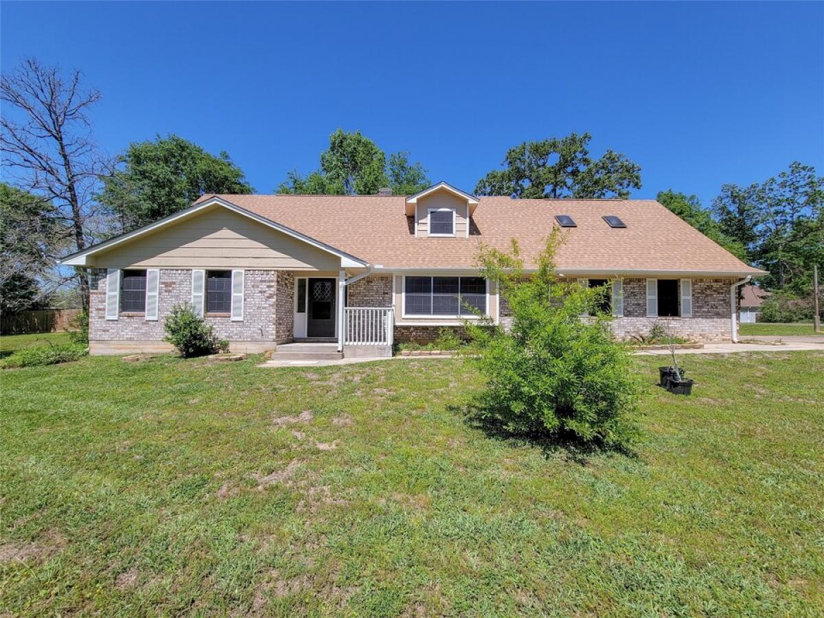 Picture of Home For Sale in Livingston, Texas, United States