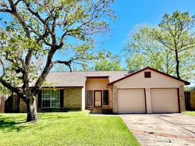 Home For Sale in League City, Texas