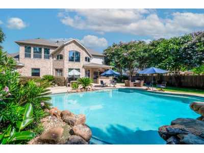 Home For Sale in Friendswood, Texas