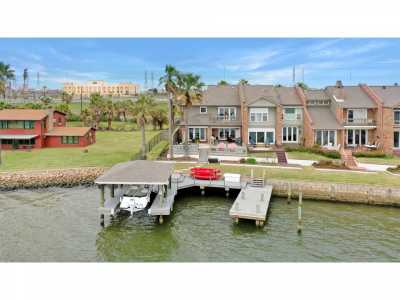 Home For Sale in Galveston, Texas